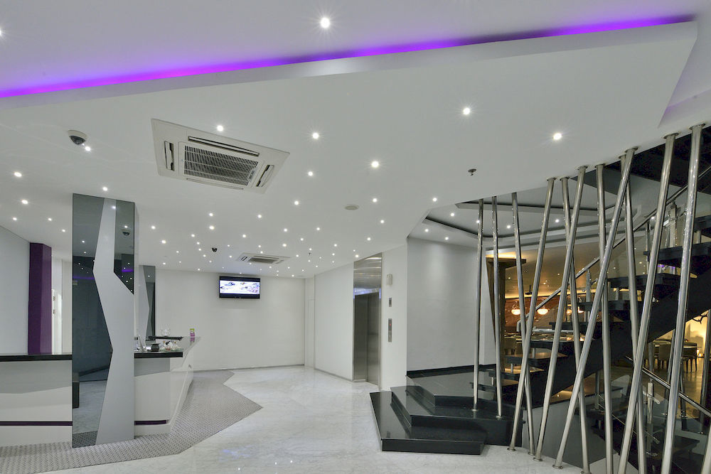 Oak Tree Urban Hotel Jakarta Exterior foto